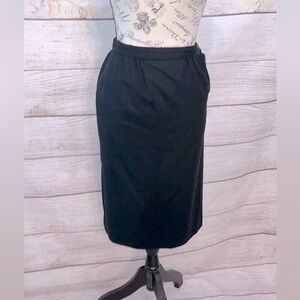 Pendleton Skirt Black Vintage Size 8P Petite Virgin Wool Midi